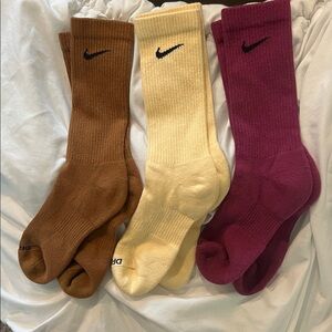 3 pairs Nike Athletic Crew Socks